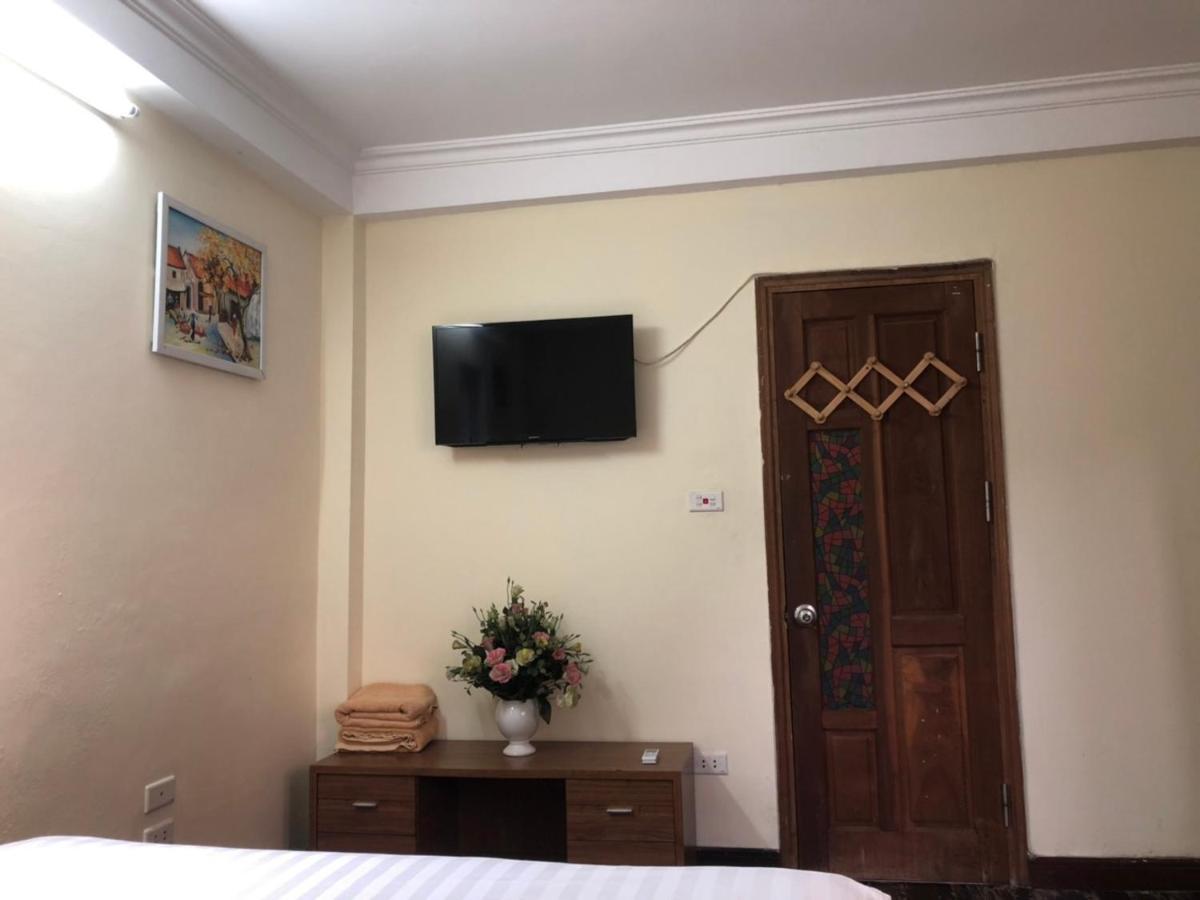 Vietnam Apple Homestay Hanoi Buitenkant foto